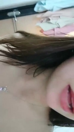 极品高颜冷艳御姐，反差小妈感女主播「金刚护撸娃」「小奶猫」密码房激情淫语撩骚，和姐妹下海大秀，互舔互口 截图15