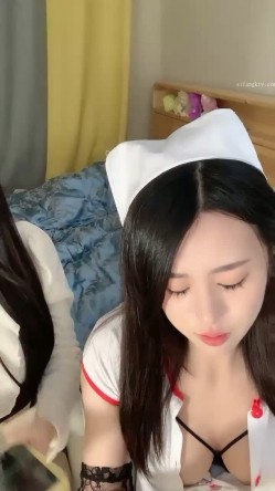 重磅推荐~新人【大乔小乔陪你玩】逆天颜值~看的鸡儿想喷火大长腿美女，赚翻！ 截图9