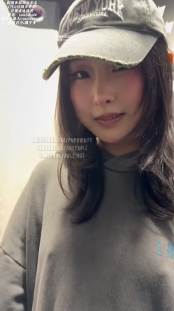 推特极品阿黑颜母狗「Pupu噗噗」《保龄球馆约会 下》还记得你上次去玩电玩城是什么时候吗，最后在电梯里口爆结束这场完美的约会 截图6