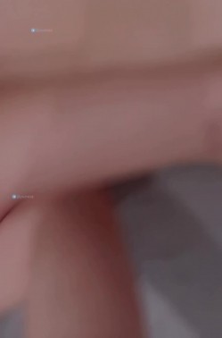 秀人清纯甜美极品模特【唐安琪】超大尺度泄密，与金主1V1露奶露逼露脸娇喘自摸呻吟 截图8