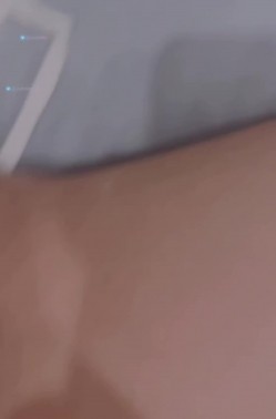 秀人清纯甜美极品模特【唐安琪】超大尺度泄密，与金主1V1露奶露逼露脸娇喘自摸呻吟 截图9