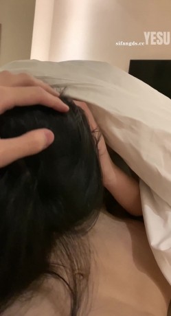 泡良大神『YESU』爆操反差白富美御姐女神合集，表面装的一本正紧 内心其实渴望被大鸡巴操 被肆意蹂躏羞辱的小母狗 截图6
