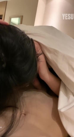 泡良大神『YESU』爆操反差白富美御姐女神合集，表面装的一本正紧 内心其实渴望被大鸡巴操 被肆意蹂躏羞辱的小母狗 截图10