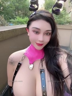 巨乳肥臀女神【芷仪g宝】自慰啪啪露出,H罩杯顶级豪乳 截图3