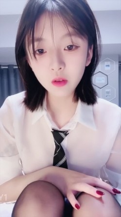 裸舞诱惑【源源baby】群P女神校花回归~漂亮妹妹3P被多男一直干到天亮 截图12