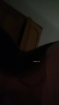 ️精品推荐 ️抖音极品大龄熟女『牛奶秋刀姨』下海直播性情展示12V 讲诉和小哥水性杨花的故事 截图10