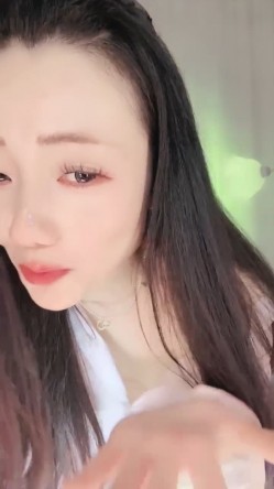 新人气质御姐【宝格美】下海福利，性感裸舞，脸穴同框道具自慰，深情投入高潮抽搐 截图2