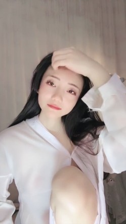 新人气质御姐【宝格美】下海福利，性感裸舞，脸穴同框道具自慰，深情投入高潮抽搐 截图4