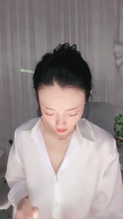 新人气质御姐【宝格美】下海福利，性感裸舞，脸穴同框道具自慰，深情投入高潮抽搐 截图13