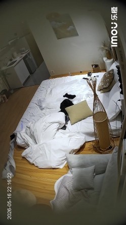 酒店偷拍极有韵味女孩换上战袍挨三顿操还被录视频 截图13
