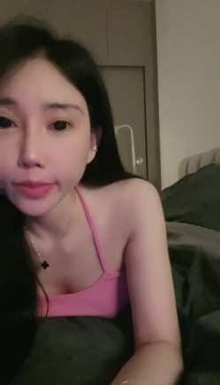 超级大美女~【不晚】顶级身材绝世美乳 又大又软 特喧腾~！ 截图2
