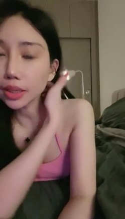 超级大美女~【不晚】顶级身材绝世美乳 又大又软 特喧腾~！ 截图6
