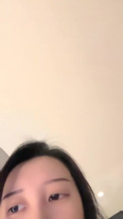 178胸膜！~【傲胸新木优子】，KTV土豪淫乱，高端酒店会牛郎！夜生活真是丰富，之前还爱装逼不脱呢 截图8