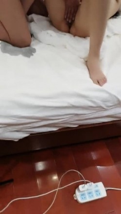 【会所培训师】新下海女神 江湖人称小姚笛 肤白貌美俏佳人 全方位 多角度 展示啪啪细节 截图13