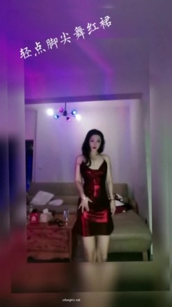 《百度云泄密》分手后被渣男出卖的女生各种大尺度私拍流出 截图3
