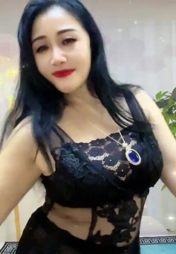 最新快手泄密！风骚大奶熟女【启航】重金定制1V1自慰抠穴道具插穴，一看就是操不服的老骚穴 截图16