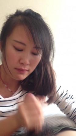【经典流出】极品骚情良家少妇啪啪的日常流出，各式制服诱惑，口技一流 截图8