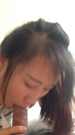 【经典流出】极品骚情良家少妇啪啪的日常流出，各式制服诱惑，口技一流 截图14