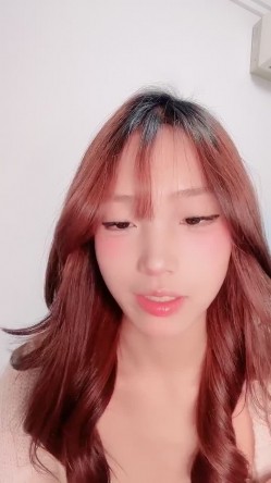 颜值小太妹【静静香】新人下海，大尺度掰逼展示，裸舞诱惑，为大哥提供情绪价值 截图4