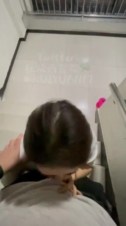 露脸才是王道！推特优质网黄约炮大佬【红烧西蓝花】粉丝群内福利完结篇~玩肏各类一字马外围模特 截图15