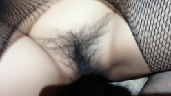 ️广州一极品美阿姨 ️，舌头会拐弯，舔得哥哥飘飘欲仙,床上爱爱功夫了得，搞得老公完全爽得不要命，叫声非常淫荡 截图4