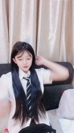 裸舞诱惑【源源baby】群P女神校花回归~漂亮妹妹3P被多男一直干到天亮 截图6
