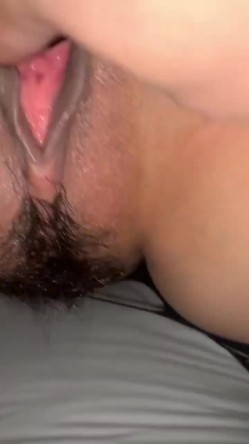 淫妻3P群P自慰露出尿脸,【双面夫妻_0575妓啪啪】,反差都市丽人，约单男交换 截图8