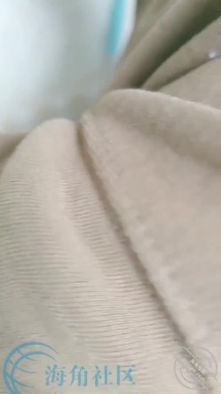 乱伦大神【嫂子的致命诱惑】，哥哥在沙发上睡着了帮嫂子挤奶顺便让嫂子给我口真刺激 截图2