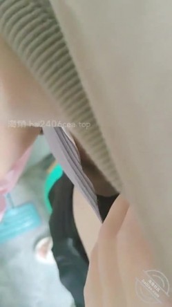 乱伦大神【嫂子的致命诱惑】，哥哥在沙发上睡着了帮嫂子挤奶顺便让嫂子给我口真刺激 截图3