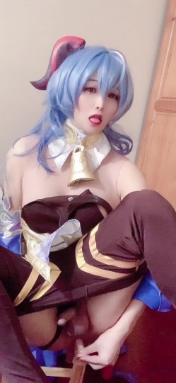 sola酱 sola酱也要成为双马尾 国产极品CD自称未服药物，面容甜美精致，喜欢COS各种动漫角色 截图7