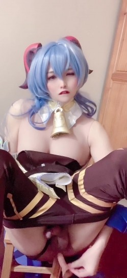sola酱 sola酱也要成为双马尾 国产极品CD自称未服药物，面容甜美精致，喜欢COS各种动漫角色 截图12