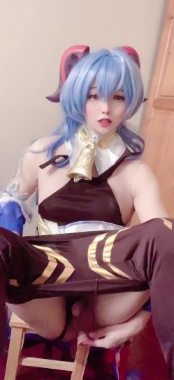 sola酱 sola酱也要成为双马尾 国产极品CD自称未服药物，面容甜美精致，喜欢COS各种动漫角色 截图14