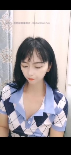 Cc妹妹 多场收费 大黑牛+跳蛋 叫声和表情很诱惑 截图4
