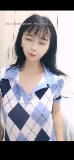 Cc妹妹 多场收费 大黑牛+跳蛋 叫声和表情很诱惑 截图5