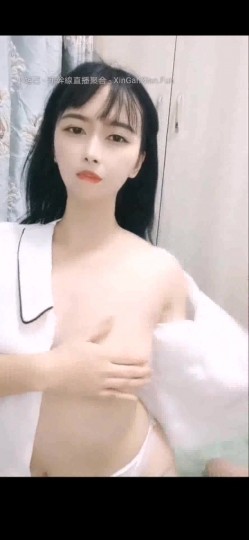 Cc妹妹 多场收费 大黑牛+跳蛋 叫声和表情很诱惑 截图12