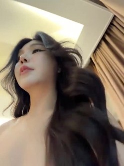 stripchat【za-02605】户外露出女神! 特大道具爆菊~喷水 截图7