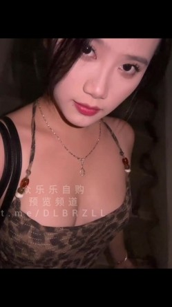 推特约啪大神『为主而生』真实调教露脸反差母狗 所谓女神私下就是一只欠操骚母狗 截图11