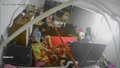 【极品稀缺 ️破解摄像头】极品服务员宿舍日常 ️小姐姐年轻美乳好坚挺 穿搭职业装制服很有气质 距离超近 高清1080P版 截图8