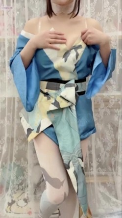【最强推荐】秀人网极品巨乳网红【朱可儿】八月震撼来袭-性感不知火舞COS粉色比基尼 外阴户和乳晕显露 高清720P版 截图7