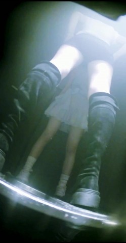 夜总会酒吧女厕后拍各种黑丝高跟 美女如云 黄毛妹子月经流量大屁股染成了大红桃 截图15