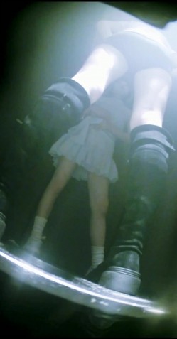 夜总会酒吧女厕后拍各种黑丝高跟 美女如云 黄毛妹子月经流量大屁股染成了大红桃 截图16