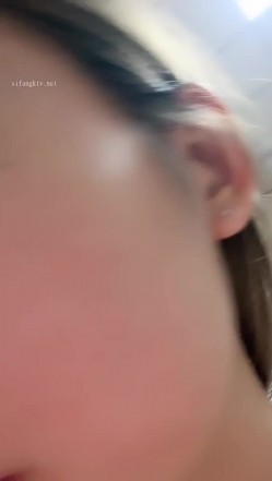 人气女神来袭，明星颜值，大美女，【广州大学生】，身材曼妙前凸后翘，白浆从洞洞流出 截图5