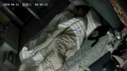 酒店偷拍样子可爱的颜值美女和健身猛男开房被干了两次 截图13