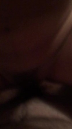 【云盘不慎泄密】甜美日系妹子性爱自拍流出附生活照 外表清纯原来内心淫荡无比 截图2