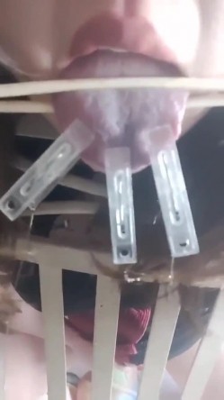 《稀缺资源 震撼狠货》推特字母圈网红SM界天花板重度性虐大师【I_m_ur】各种极限调教私拍~扩张 异物 虐阴虐尿道花样繁多 截图3