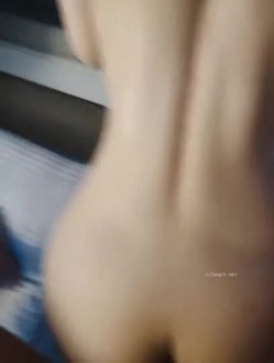 高颜值S级身材反差拜金网红美女空姐冰儿兼职模特被有钱老板包养自拍各种不雅视频 截图14
