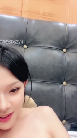 ️神似某明星的【兜兜】女神被干了 超级反差 截图10