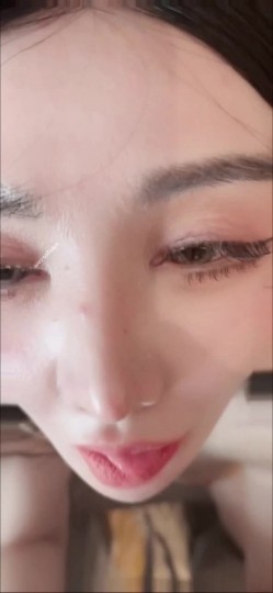 极品颜值美乳女神『潘娇娇』情人节漏点卖爆福利，花板级性感尤物 穷人肏不到的女神 富人的精盆玩物 截图8