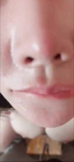 极品颜值美乳女神『潘娇娇』情人节漏点卖爆福利，花板级性感尤物 穷人肏不到的女神 富人的精盆玩物 截图11