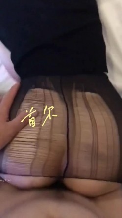 顶级大神【首尔大武器】最新约啪多位极品美女 截图16